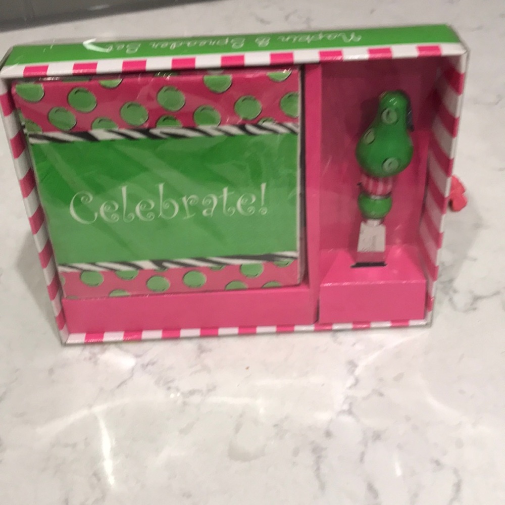 Napkin and spreader set